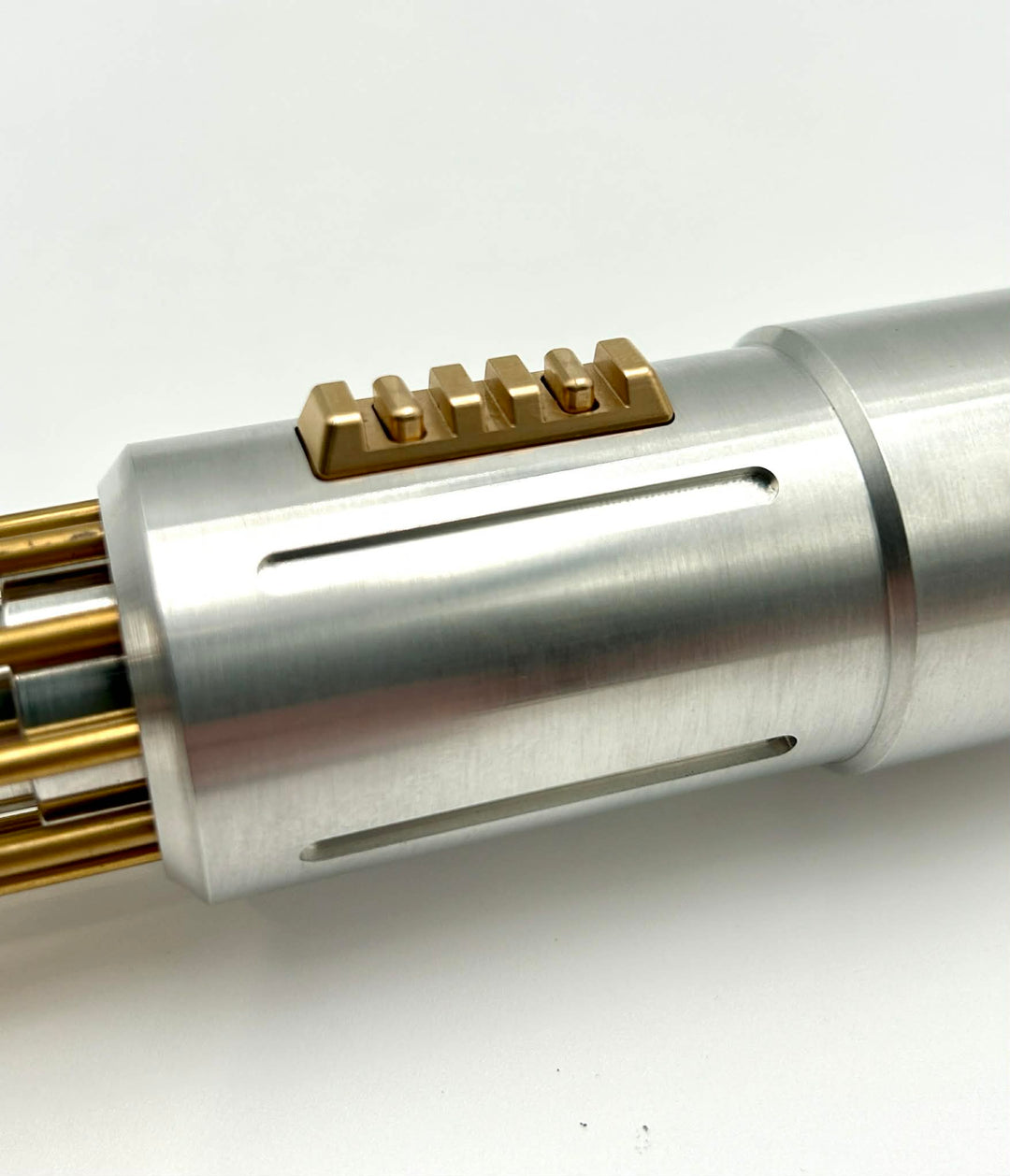 Machina Custom Saber *PREORDER*