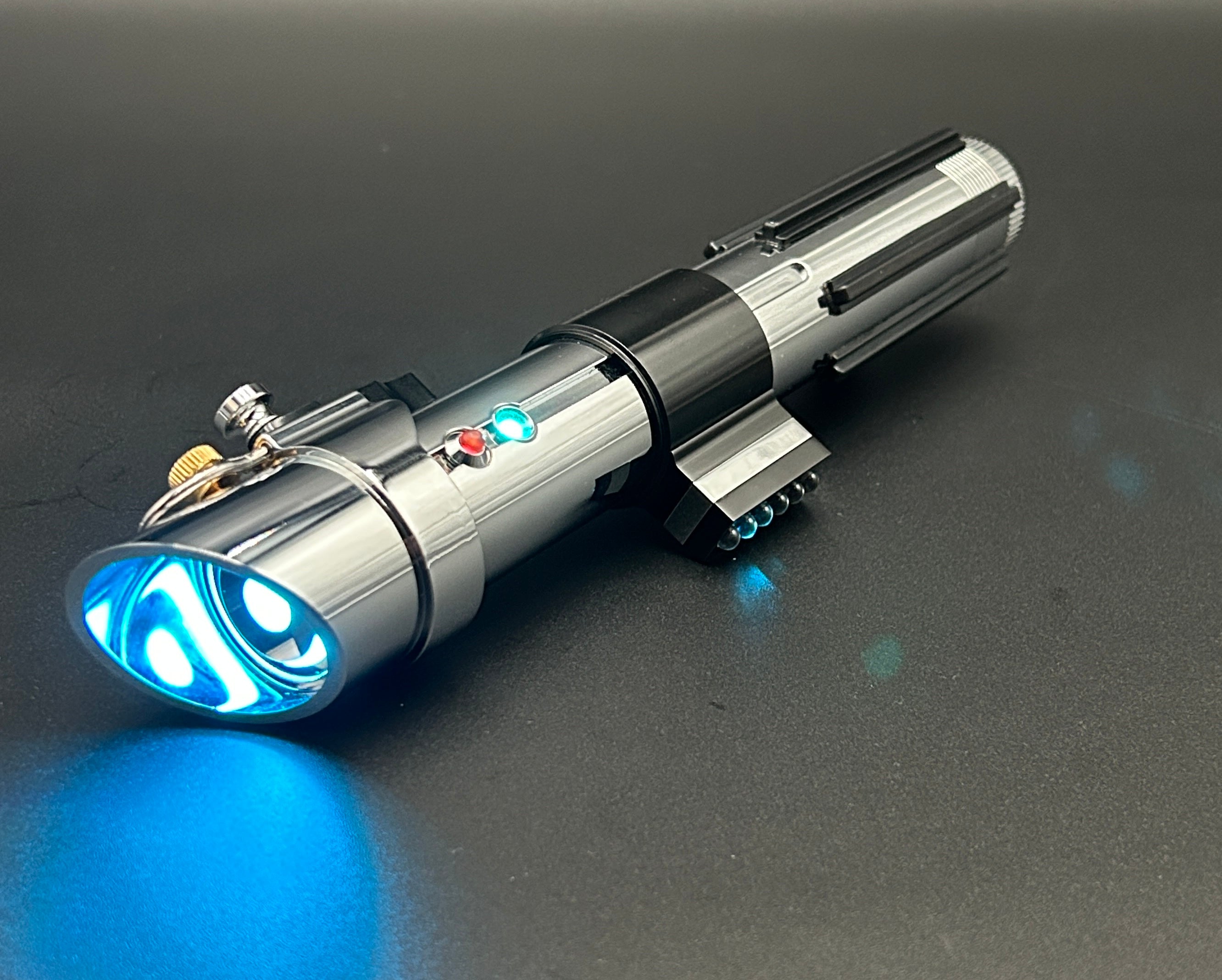 89Sabers Anakin AOTC *Proffie Installed – Saberbay