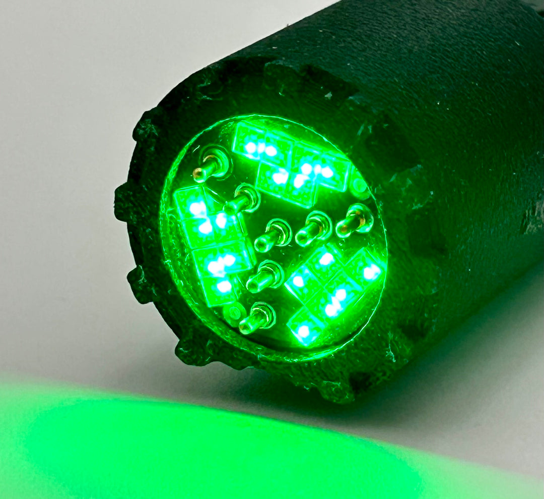 ‘LITE’ Hiltside Pixel Connector