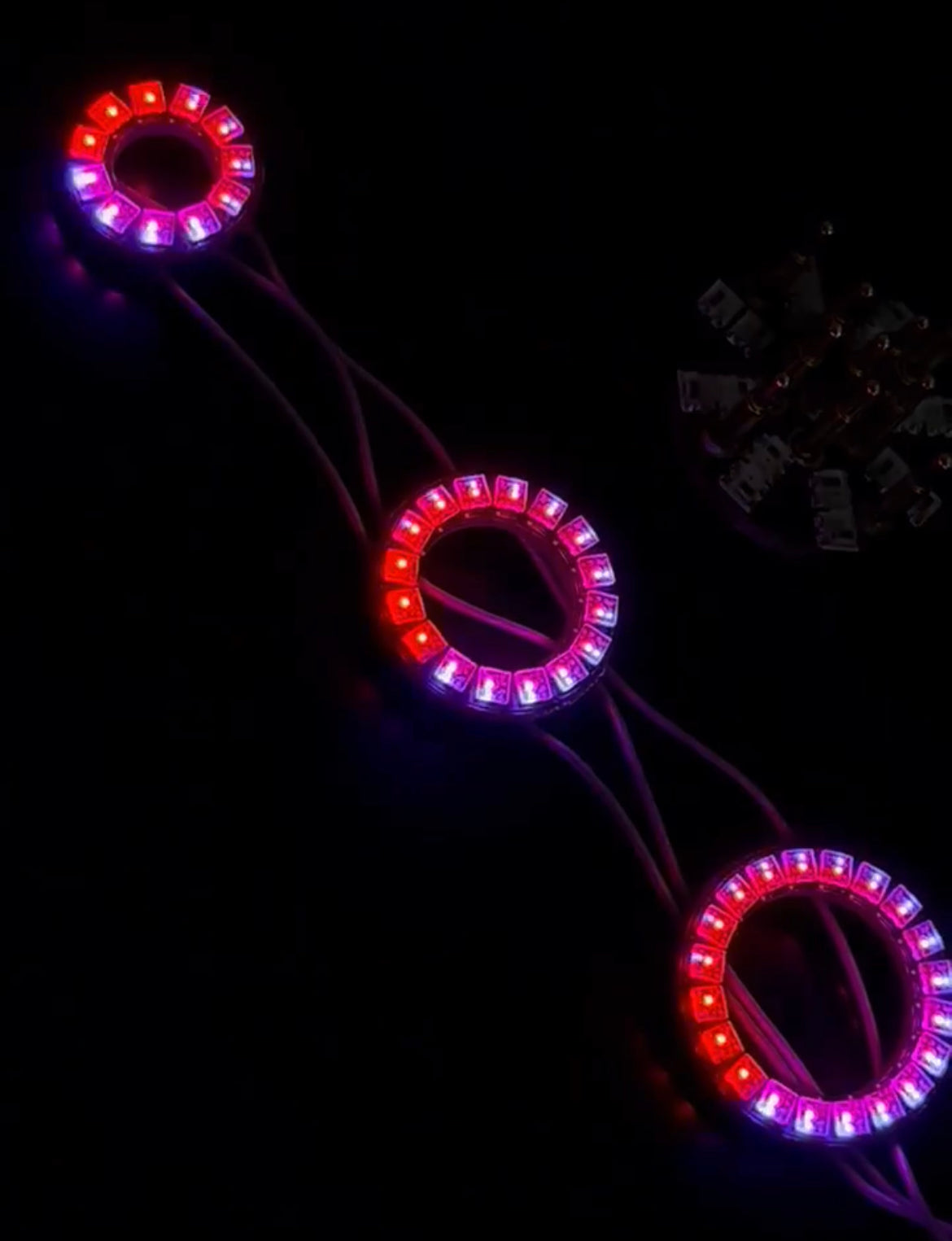 Pixel Accent Ring – Saberbay